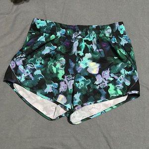 all in motion running shorts size M